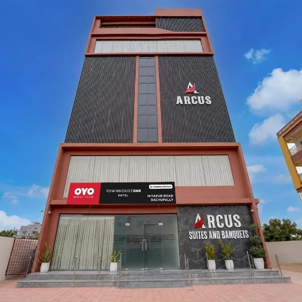 Super Townhouse Oak Miyapur Road Bachupally, hotell i Dhundgol