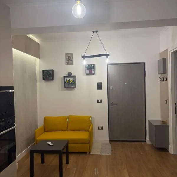 Lili room, hotel v mestu Focşani