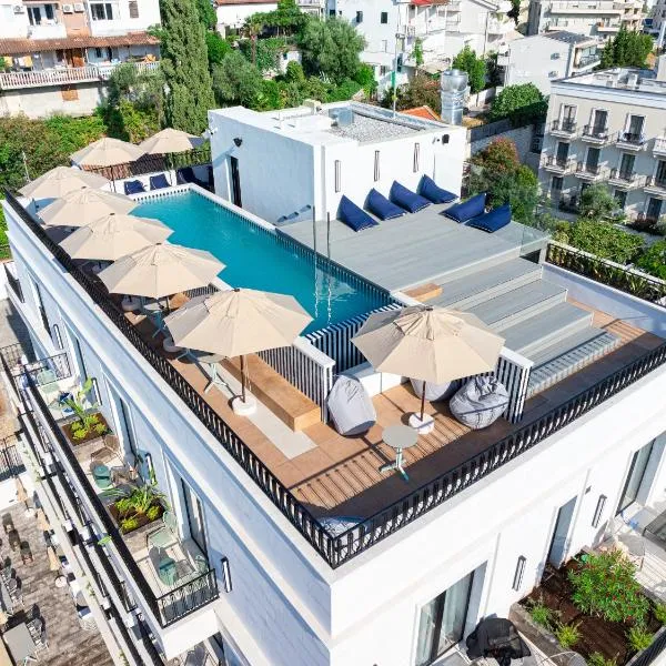 Hotel Madeira, hotell i Budva