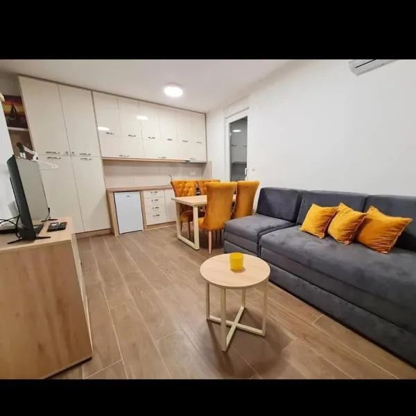 Apartman Osmeh, hotelli kohteessa Vrnjci