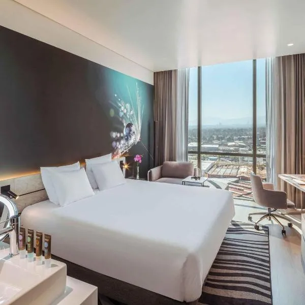 Novotel Mexico City Toreo,墨西哥城的飯店