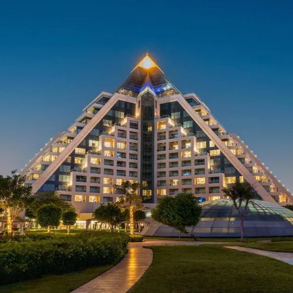 Viesnīca Raffles Dubai Dubaijā