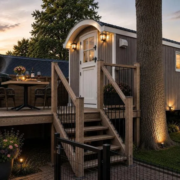 HouseOnWheels Luxe Tiny House Comfort & Natuur, hotel en Markelo