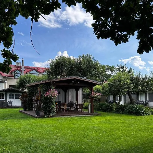 Pärnu में, होटल Hede suvemajad/summer houses