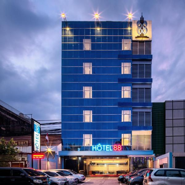 Hotel 88 Mangga Besar Raya 120 Jakarta By WH