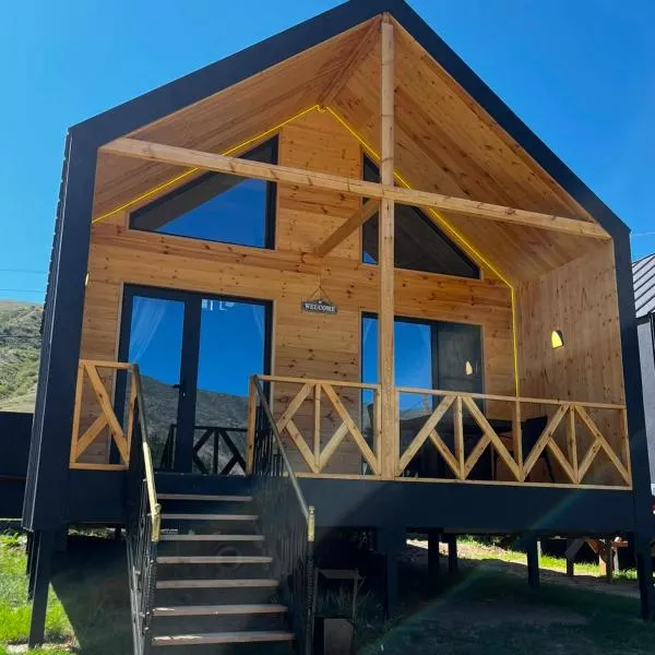 Kolsay Kayindy Barnhouse, hotel din Saty