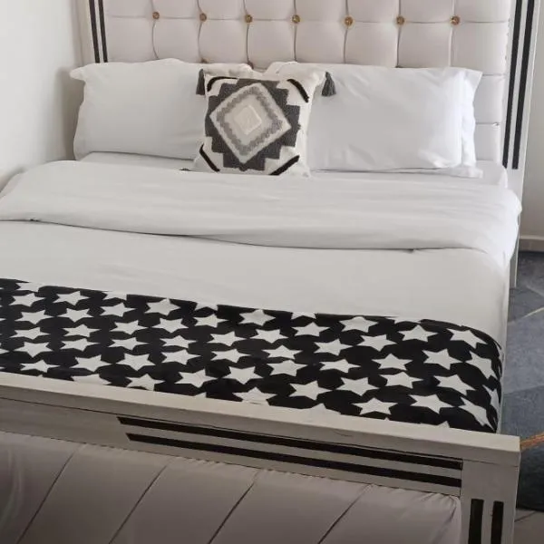 Studio BNB Meru town CBD, hotel v destinaci Meru