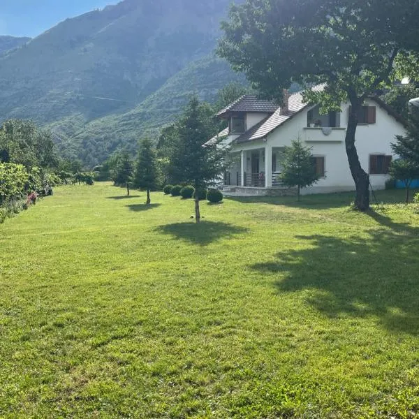 Paja Guesthouse - Camping, hotel in Bogë
