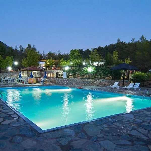 Bungalow - Camping Apollon, хотел в Делфи