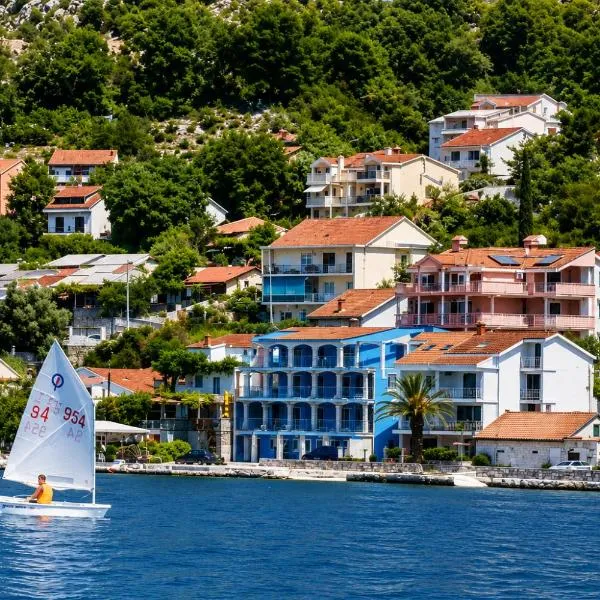 Kotor में, होटल MAXIM AZURE RESIDENCE Waterfront ApartHotel