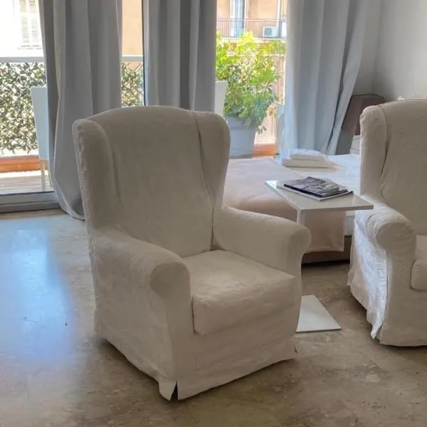Large Studio 907 near Monte Carlo Casino Monaco, hotelli Monte Carlossa