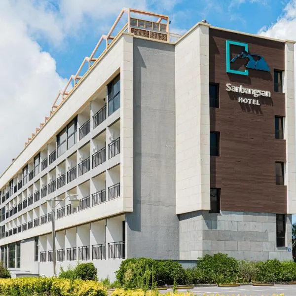 Sanbangsan Hotel, hotel in Seogwipo