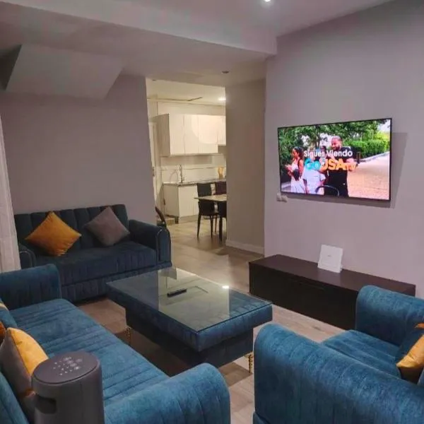 Casa Acapella، فندق في مدريد