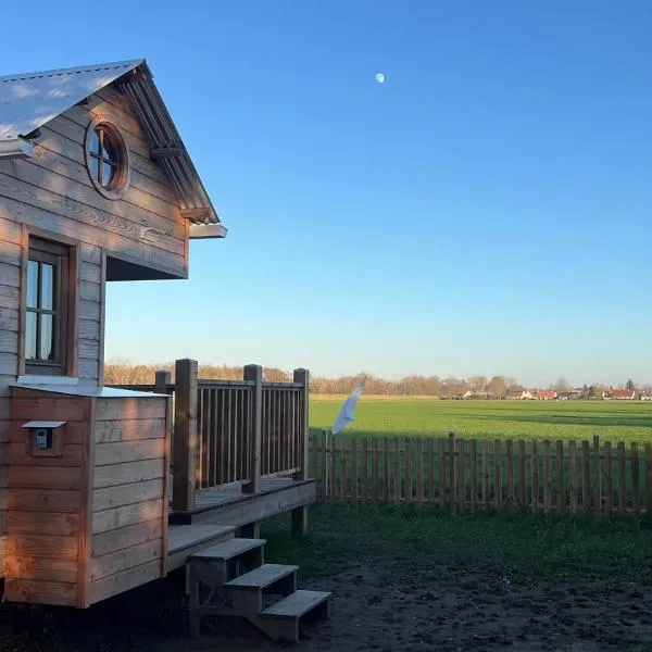 Tiny House chez Annette, hotel em Darvoy