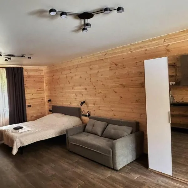 Joy WoodRest, hotell i Voropayev