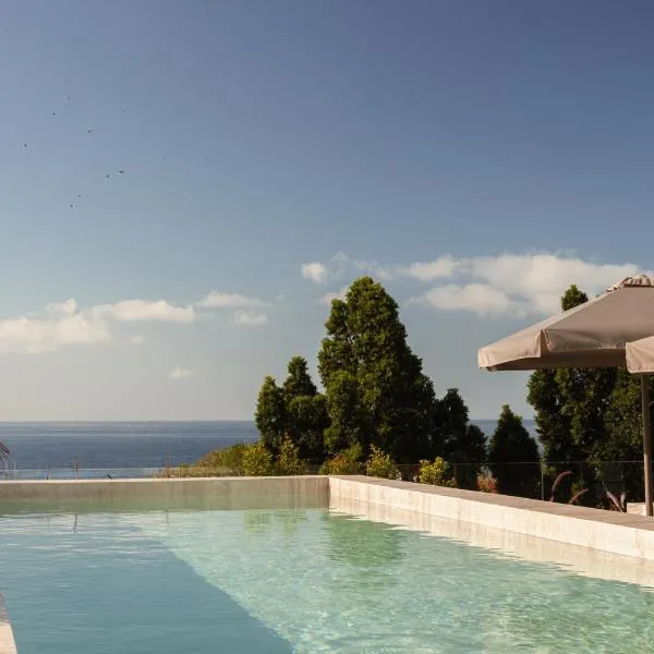 Moon & Sun Funchal, hotel in Funchal