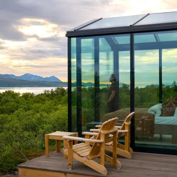 WonderInn Arctic, hotel en Utstrand