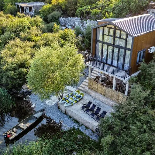 Fishermans home Skadar Lake, хотел в Žabljak