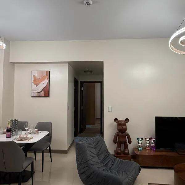 Manila में, होटल 2BR Spacious Condo near Okada, MOA & Airport
