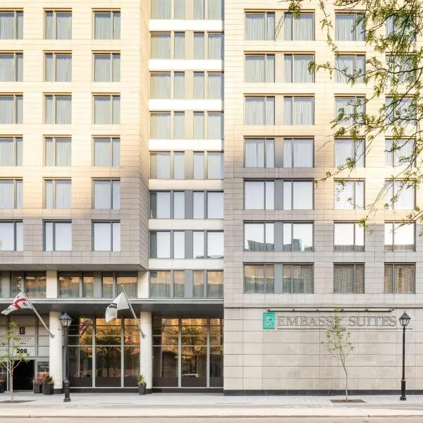 Embassy Suites by Hilton - Montreal, hotel in Montreal