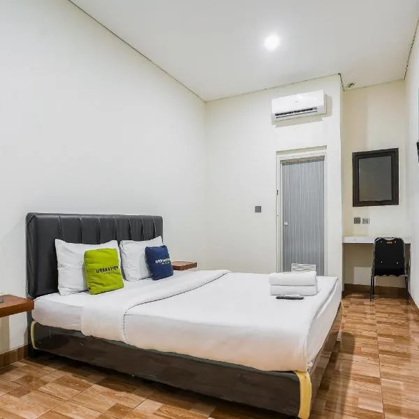 Urbanview Hotel Aloevera Pontianak by RedDoorz, hotel in Pontianak