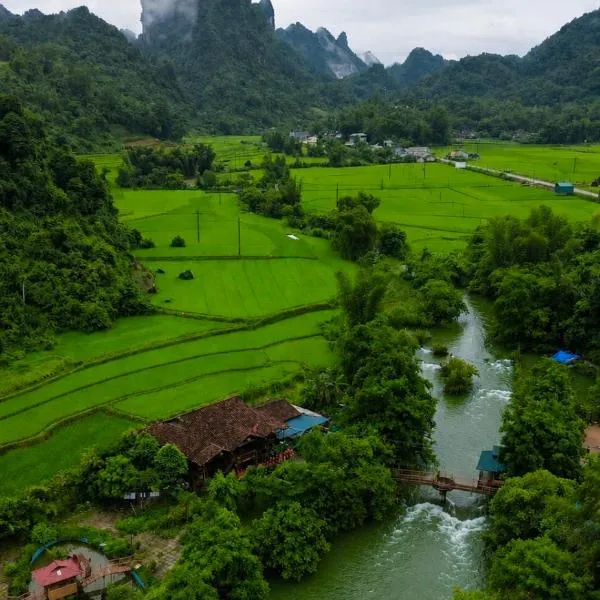 Sông Quê Homestay, hotel in Quảng Uyên