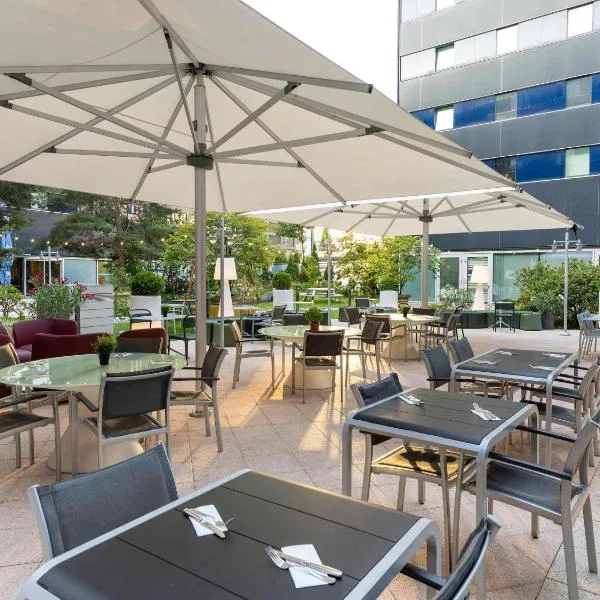 Novotel Zurich City West, hótel í Zürich