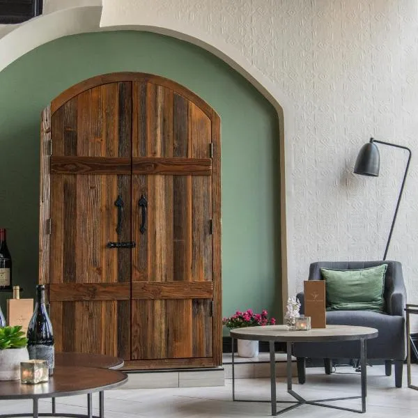 Hotel Lucia, hotel in Portland
