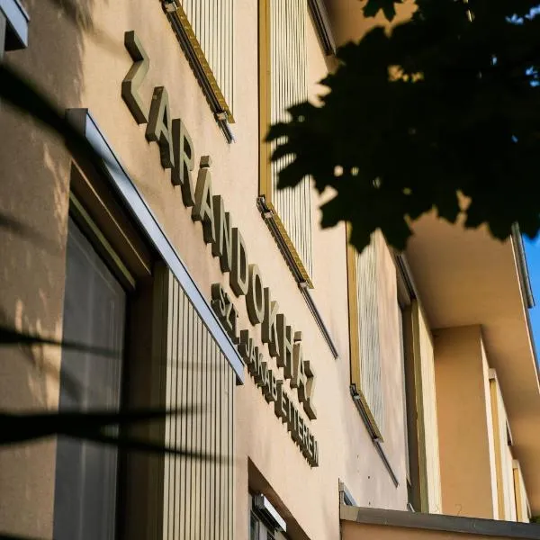 Mátraverebély-Szentkút Nemzeti Kegyhely, hotel u gradu 'Mátraverebély'