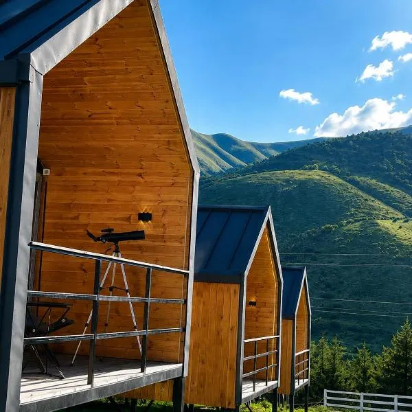 Ayu Eco Hotel, hotel en Karakol