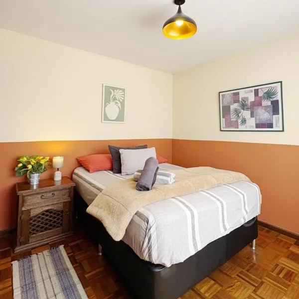 Departamento acogedor en la mejor zona de La Paz, hotel en La Paz