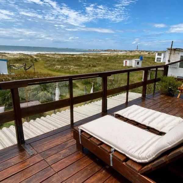 Carmela Suites Cabo Polonio، فندق في كابو بولونيو