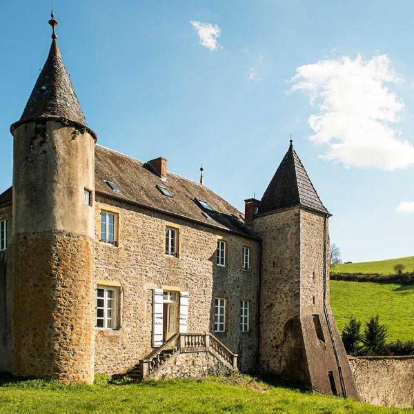 Chateau de Sainte Colombe Sur Gand