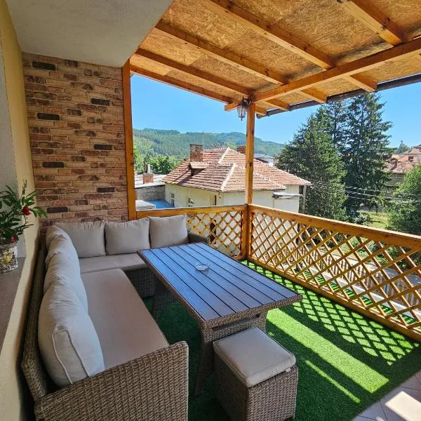 къща Чипровка, hotel u gradu Chiprovtsi