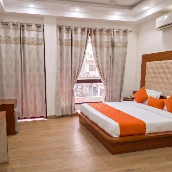 Hotel Retro Folic Near Golf Course Road & Cyber City, hotel v mestu Gurgaon