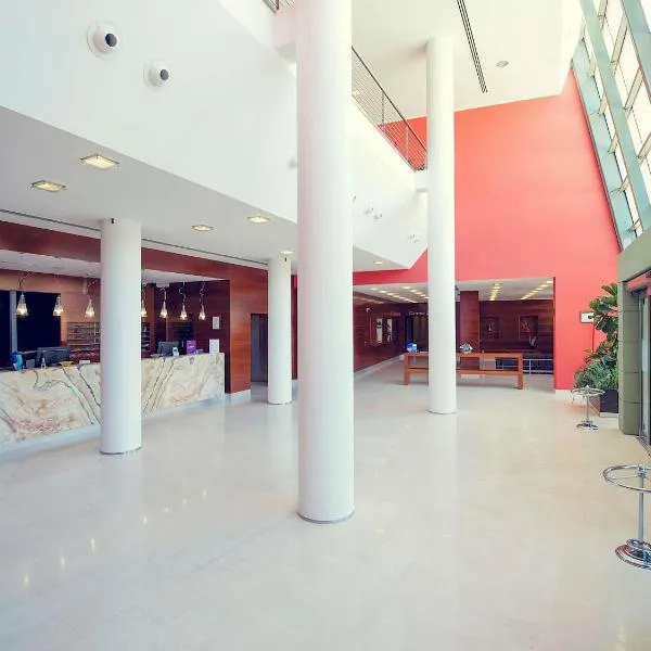 Mercure Genova San Biagio, хотел в Генуа