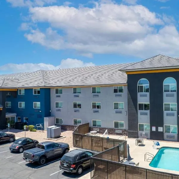 Country Inn & Suites by Radisson, Phoenix Airport, AZ, hotel u gradu Feniks