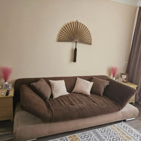 Апартаменти Sunrise, hotel in Zhytomyr