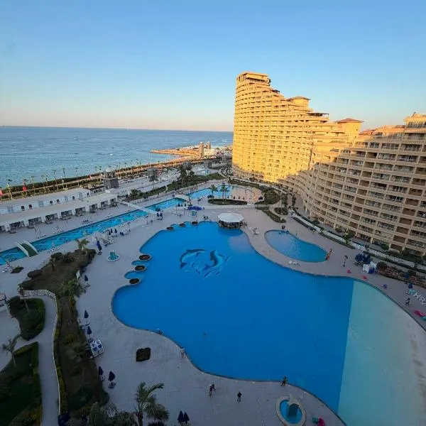 Viesnīca Porto sokhna pyramids Chalets Family Sea View Ainsuhnā