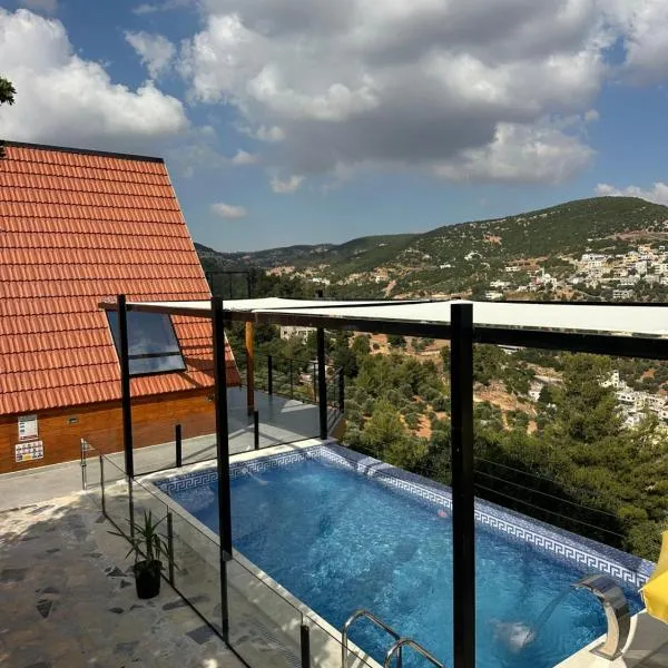 أكواخ المها oryx cottage, ξενοδοχείο σε Ajloun
