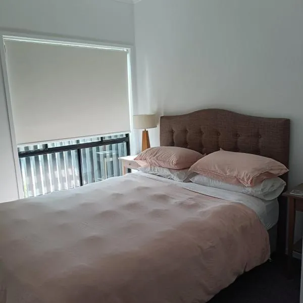 Guest Bedroom Airport & CBD Access, hotelli Brisbanessa