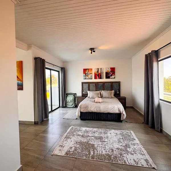 House Sworyx, hotel v destinaci Walvis Bay