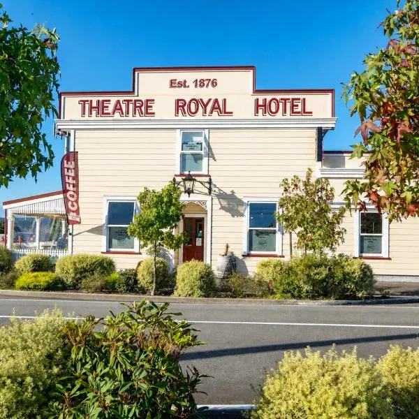 Theatre Royal Hotel, hotel in Kumara