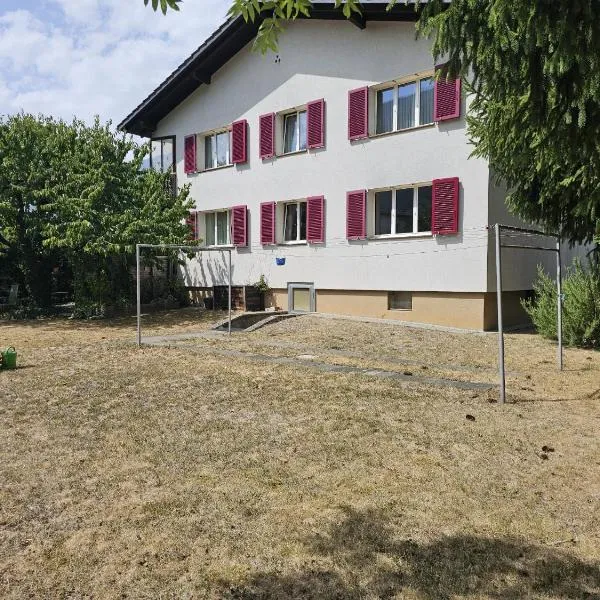 Large and comfortable house with Garden, hotel u gradu Ems