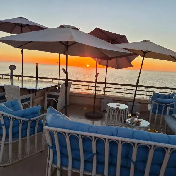 Best Sea View in Morocco, hotell i Sidi Bouqnadel