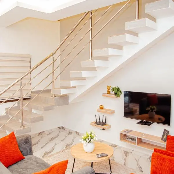 SARALIS Home, отель в Абиджане