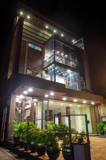 Cinnamon Tan Residential Boutique Hotel, отель в Негомбо