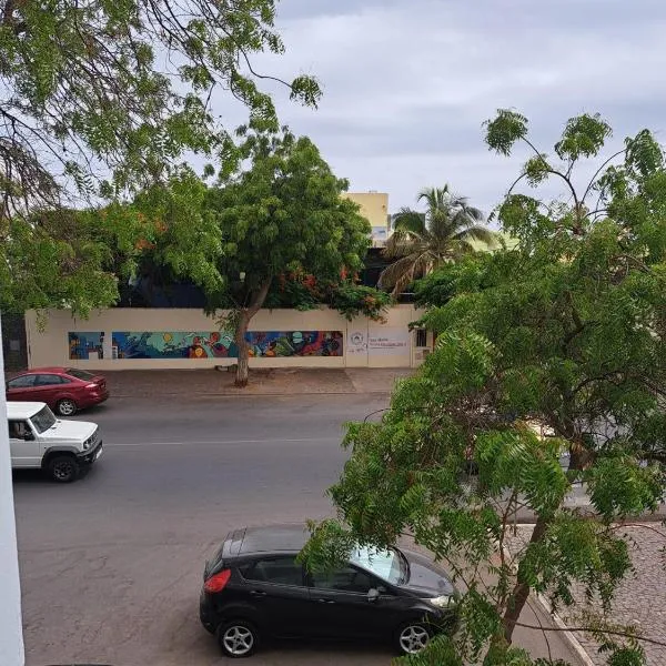 Cap Ouest Praia Guesthouse, hotel v mestu Praia