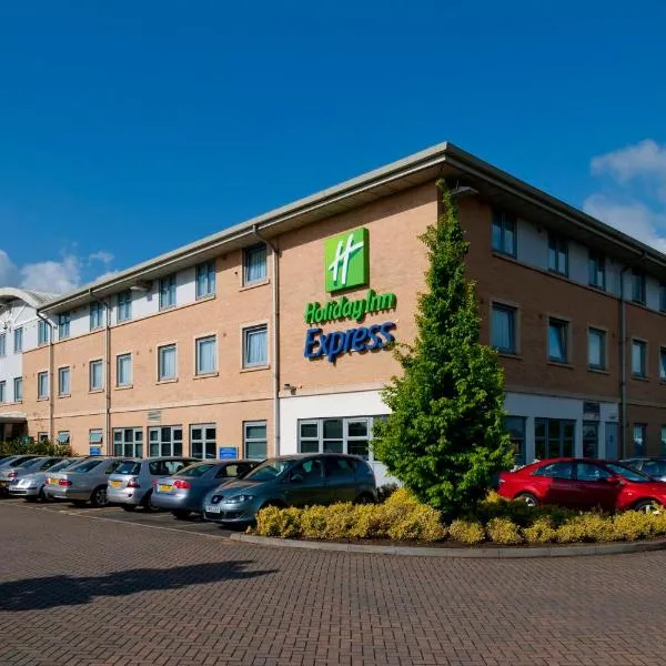 Holiday Inn Express East Midlands Airport by IHG, hotel Castle Doningtonban