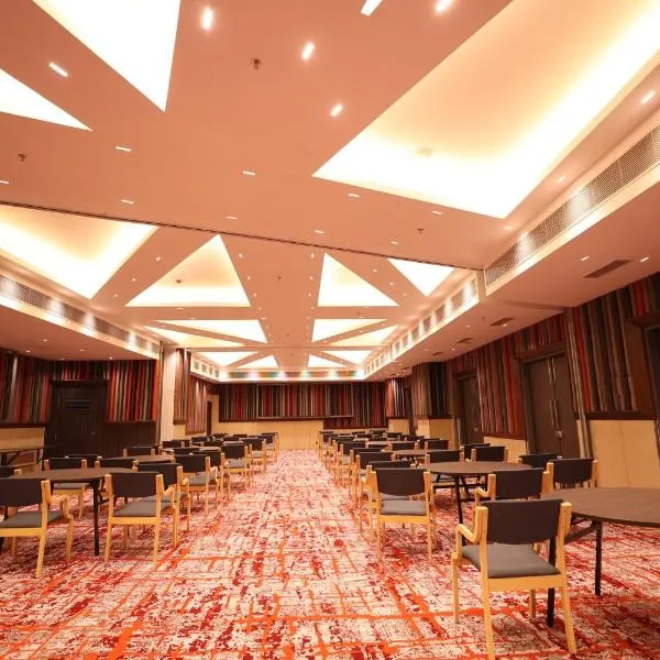 Holiday Inn Express & Suites Jaipur Gopalpura by IHG, hotel sa Jaipur
